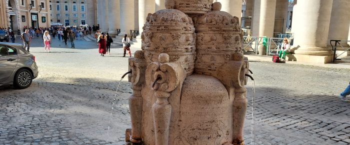 Ley aplicable a la sucesión mortis causa y la vecindad civil de los extranjeros. El Tribunal Supremo toma el mando en su STS 19 mayo 2025 y la triple corona papal