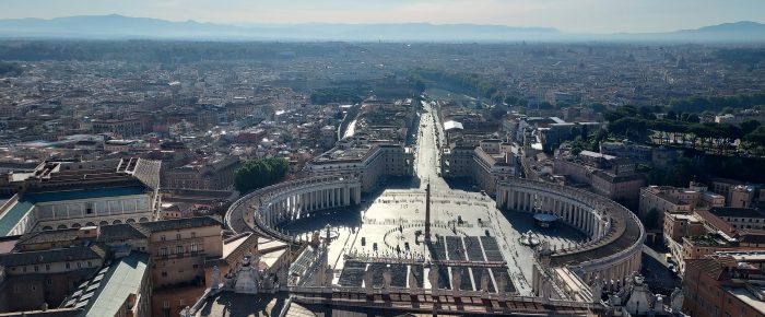 La sucesión mortis causa de Su Santidad el Papa (emérito) Benedicto XVI y el Reglamento sucesorio europeo.